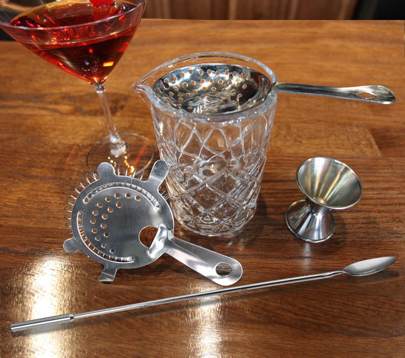 5 piece Diamond Pattern Professional Stirred Cocktail Set - Image 2