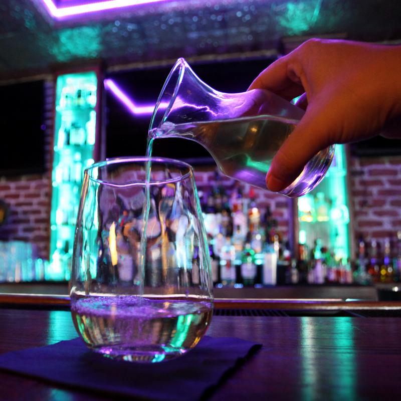 BarConic® 7.5 oz Glass Carafe - Image 3