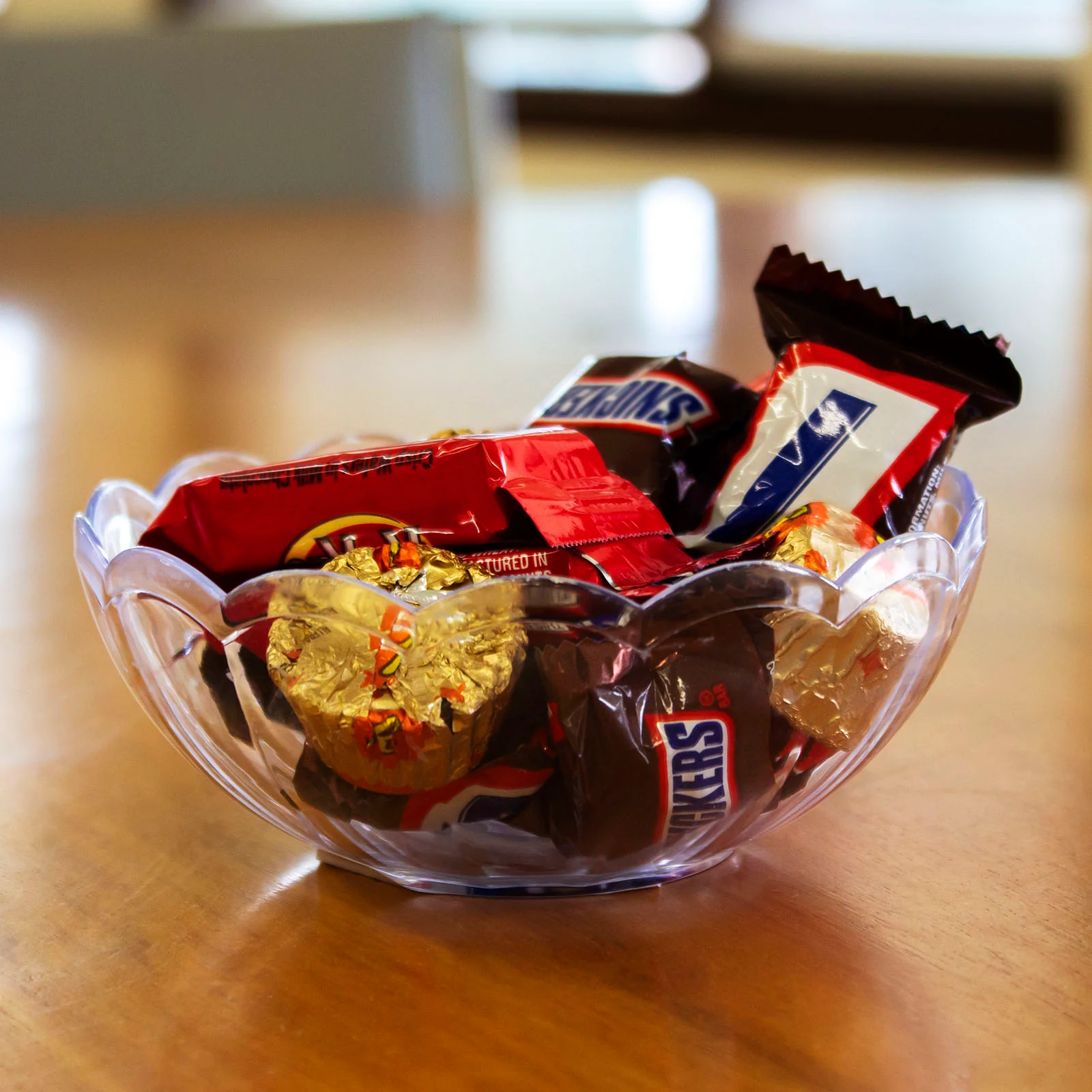 8 ounce - Clear Hard Plastic Bowl - Image 3