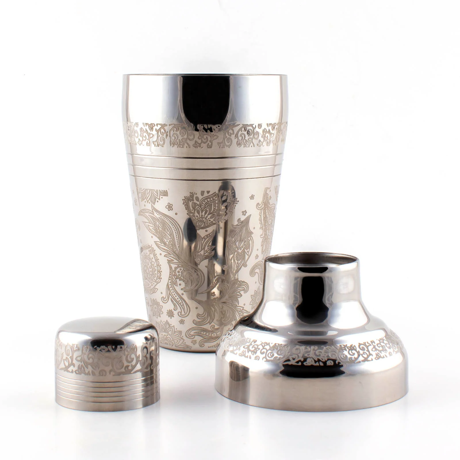BarConic® 3 piece Shaker - Classic Etched - 16 ounce - Image 3