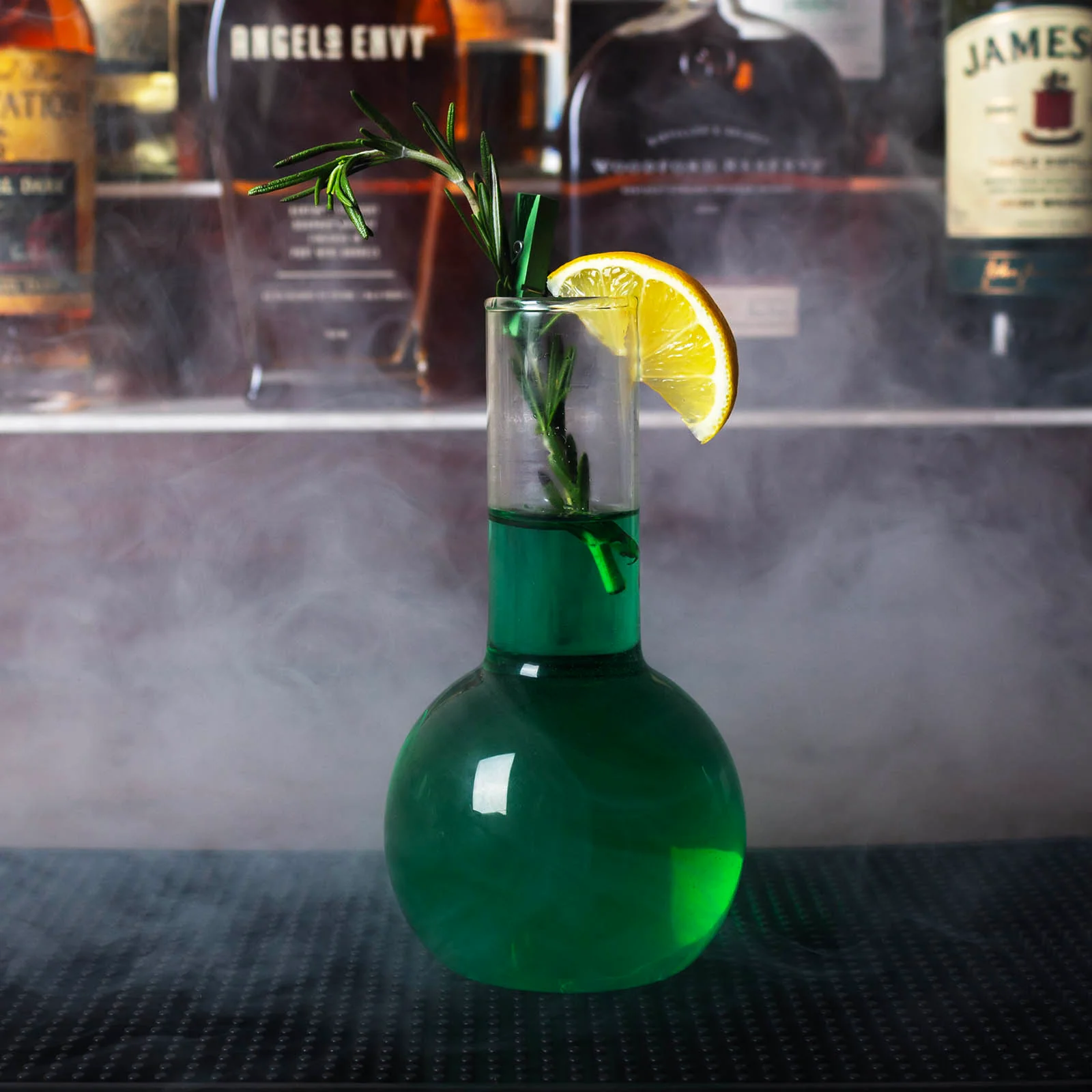 BarConic® Boiling Flask Cocktail Glass - 13.5 ounce - Image 2