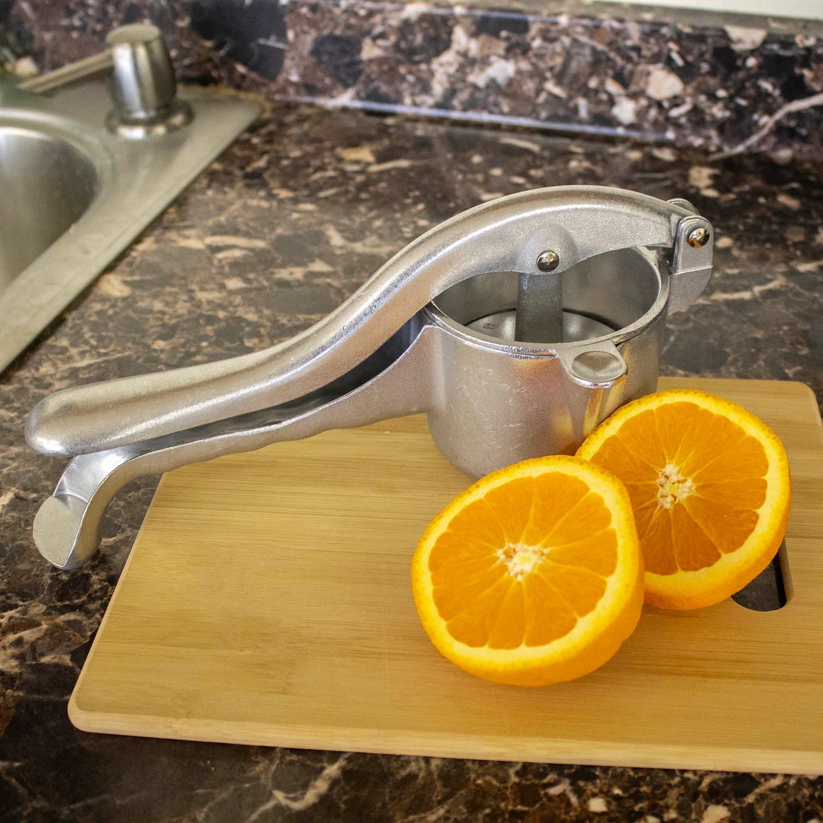BarConic® Heavy Duty Fruit Squeezer/Juicer - Zinc Alloy - Image 2