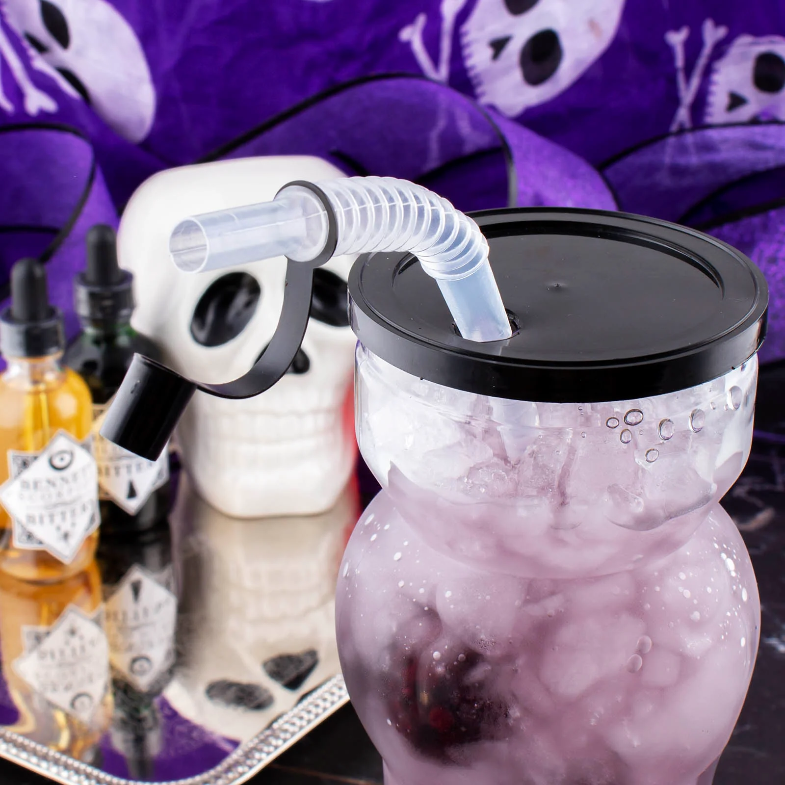 BarConic® Party Yard - Skull w/lid & straw - clear - 30 ounce - Image 3