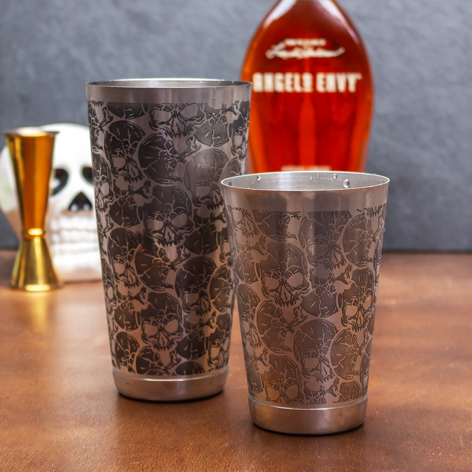 BarConic® Skull Etched Design - Shaker Set - 18oz & 30oz - Image 4