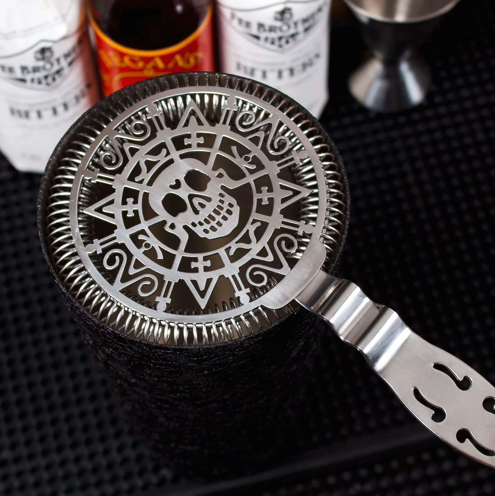 BarConic® Skull No Prong Cocktail Strainer - Stainless Steel - Image 2