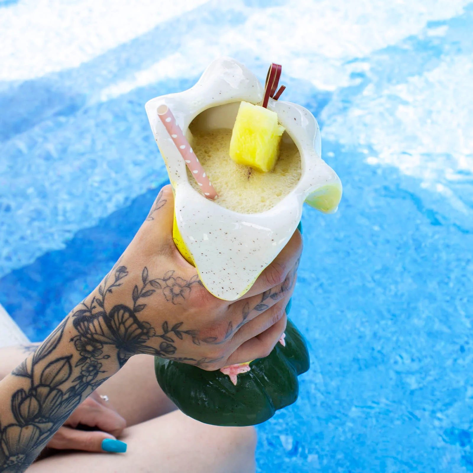 BarConic® Tiki Drinkware - 18oz - Banana - Image 3