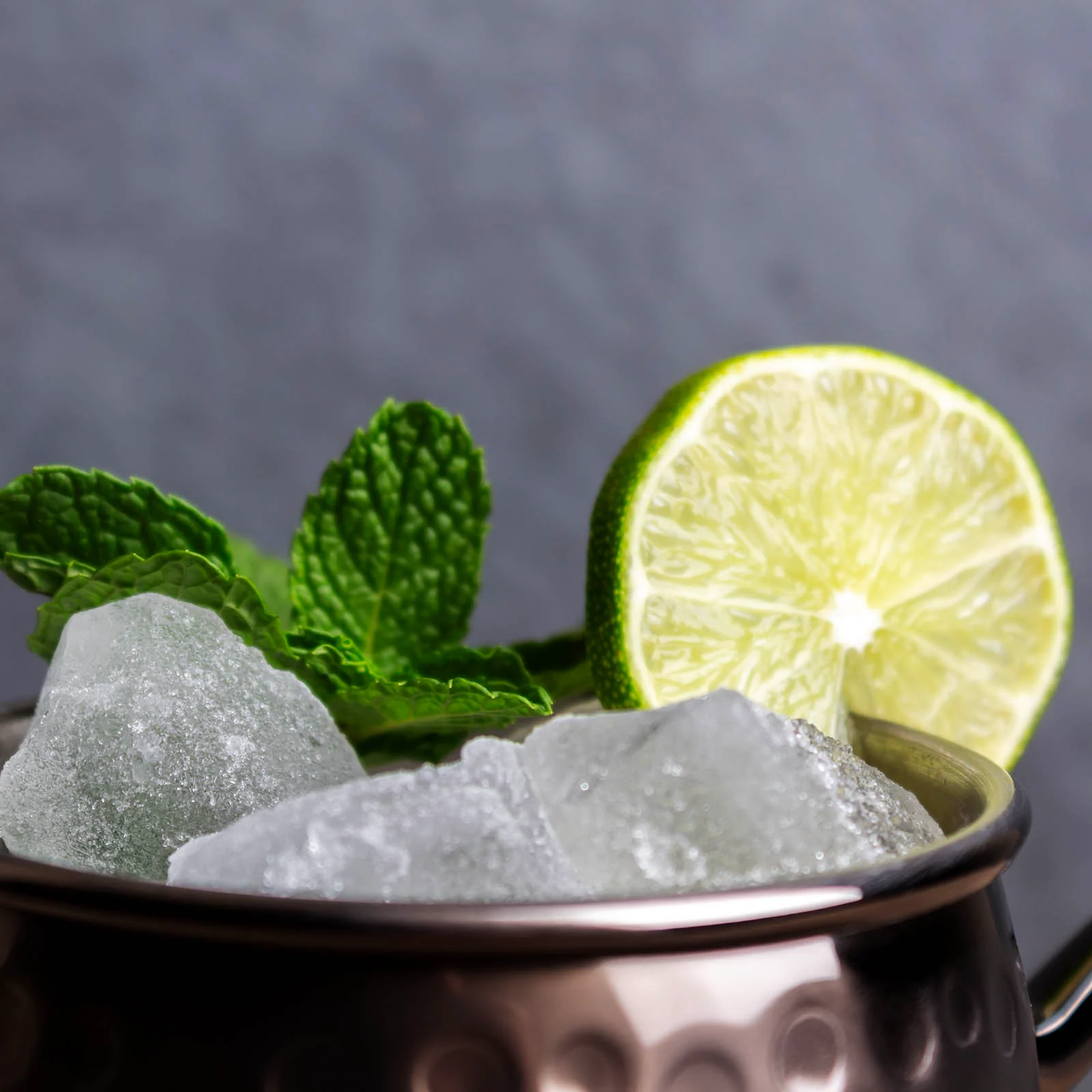 BarConic® Hammered Gun Metal Moscow Mule Mug - 18oz - Image 3
