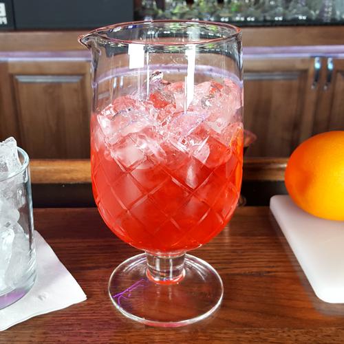 BarConic® Diamond Pattern Mixing Glass - Stemmed 887ml (30oz.) - Image 3
