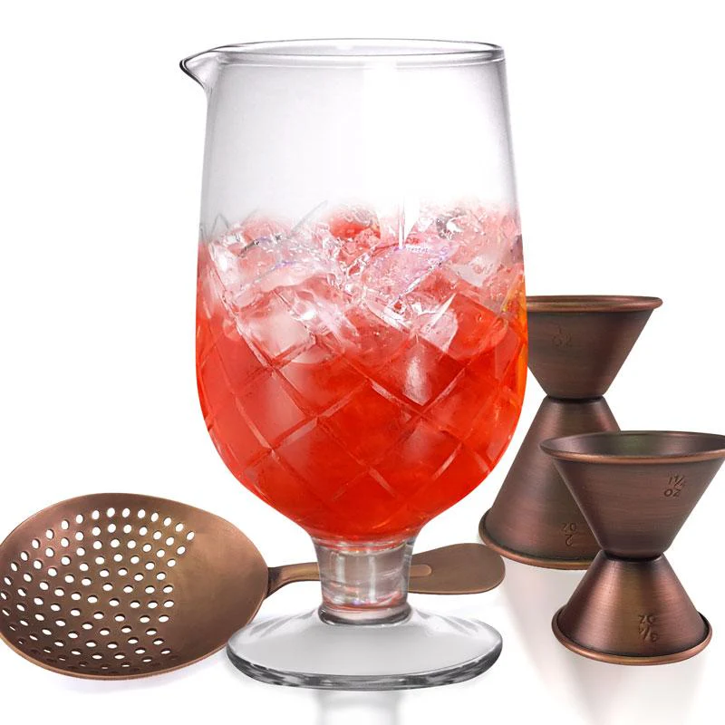 BarConic® Diamond Pattern Mixing Glass - Stemmed 887ml (30oz.) - Image 6