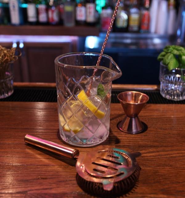 BarConic® Copper & Diamond Pattern 13 oz Mixing Set - Image 4