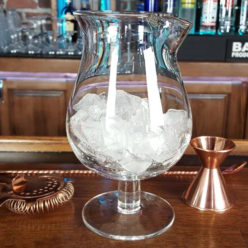 BarConic® Stemmed Mixing Glass – 1301ml (44oz.) - Image 3