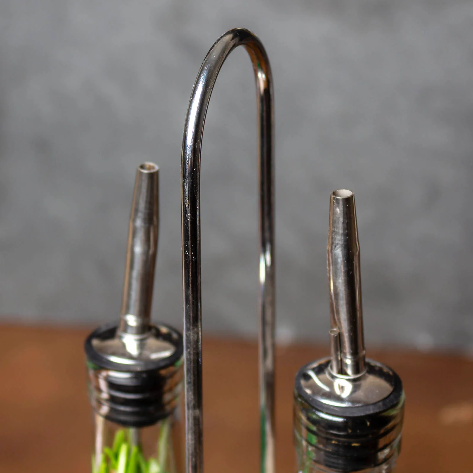 BarConic® Square Glass Bottle Wire Rack / Holder - 16oz Bottles - Image 5