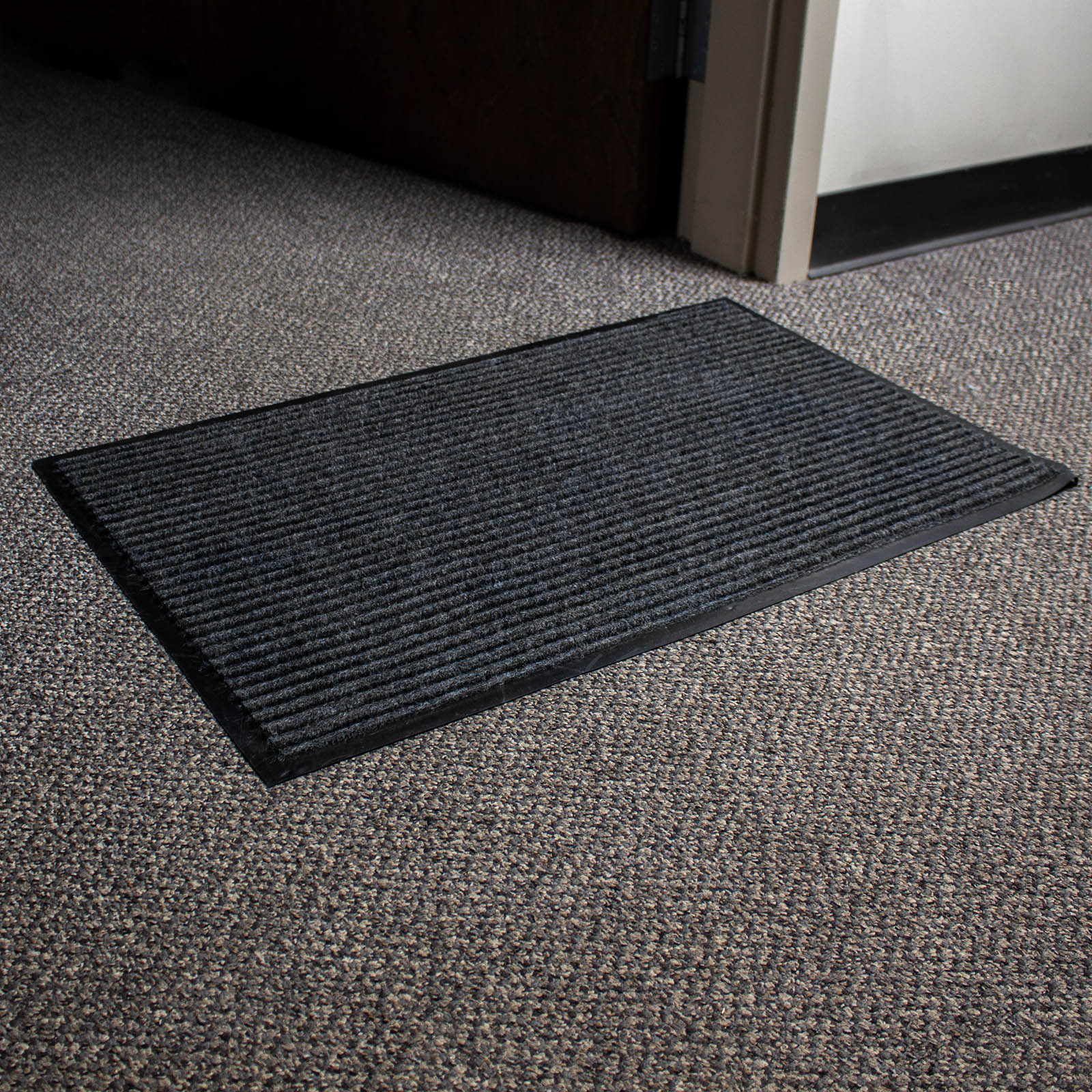 Brush Step Entrance Mat - BarConic® (1.5' x 2.5') - Image 2