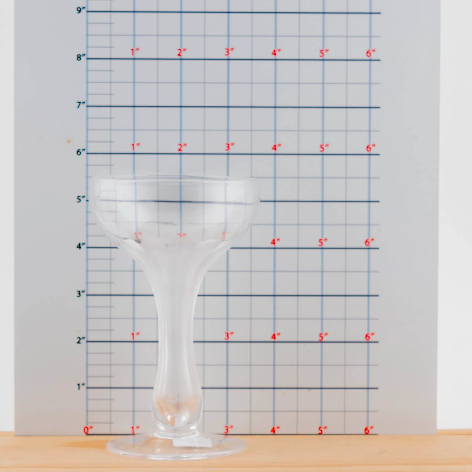 Charming Hollow Stem Cut Champagne Coupe - BarConic® - Image 4