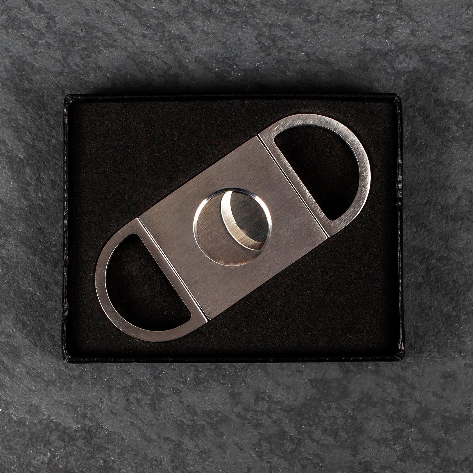 Cigar Guillotine Cutter - Precision Cut - Stainless Steel - Image 3