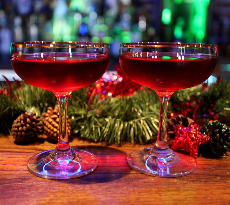 Rimmed Holiday Coupe Set of 4 - Image 2