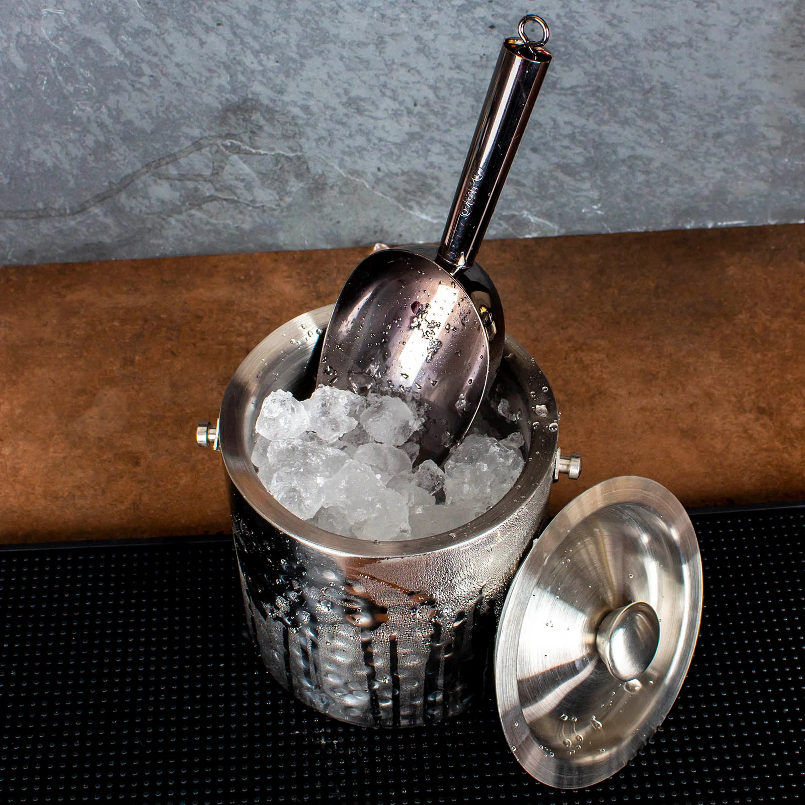 Hammered Double Wall Ice Bucket - 1.8 QT - BarConic® - Image 3