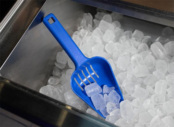 Ice Scoop - Slotted - 12 ounce - Image 2