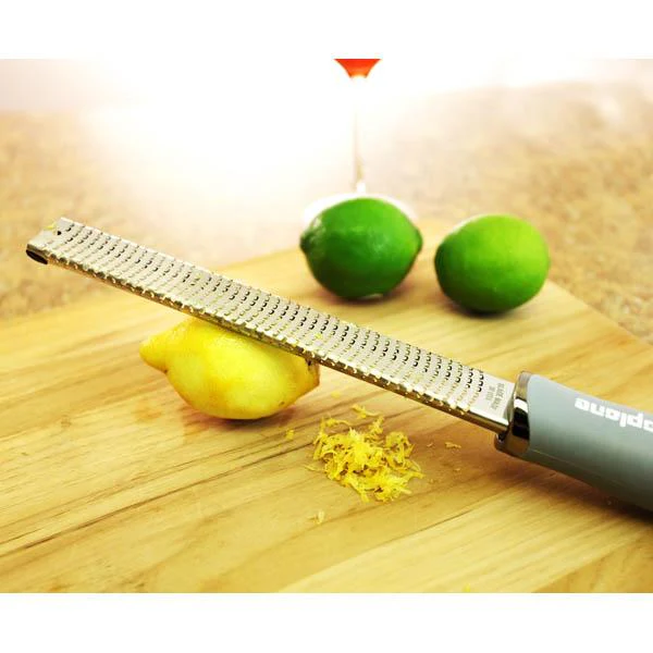 Microplane Premium Classic Zester/Grater - Image 3