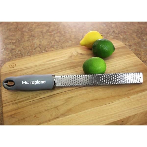 Microplane Premium Classic Zester/Grater - Image 4