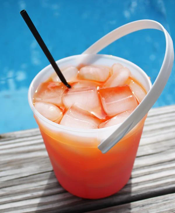 Plastic Rum Buckets - 32 oz - Image 5