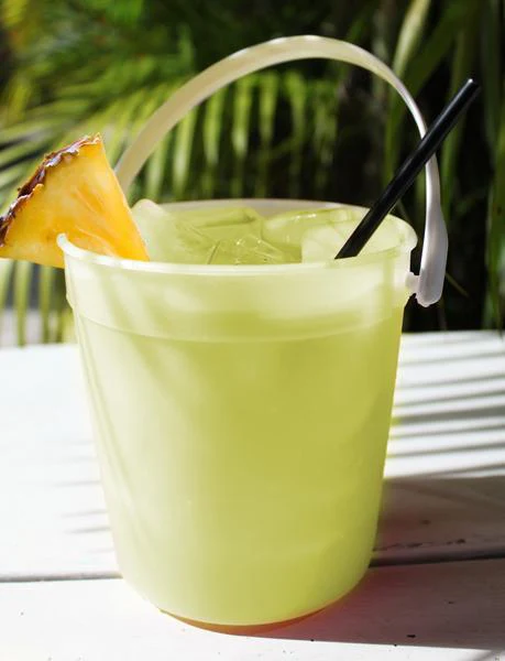 Plastic Rum Buckets - 32 oz - Image 8