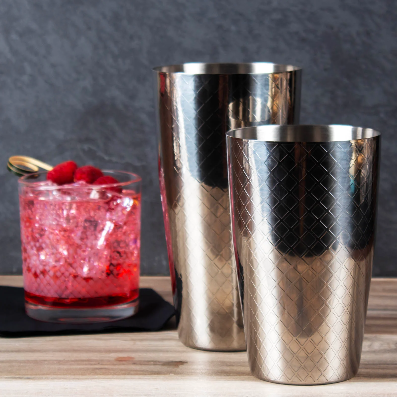 Stainless Steel - BarConic® 2 Piece Diamond Shaker Set - 18 & 28 ounce - Image 2