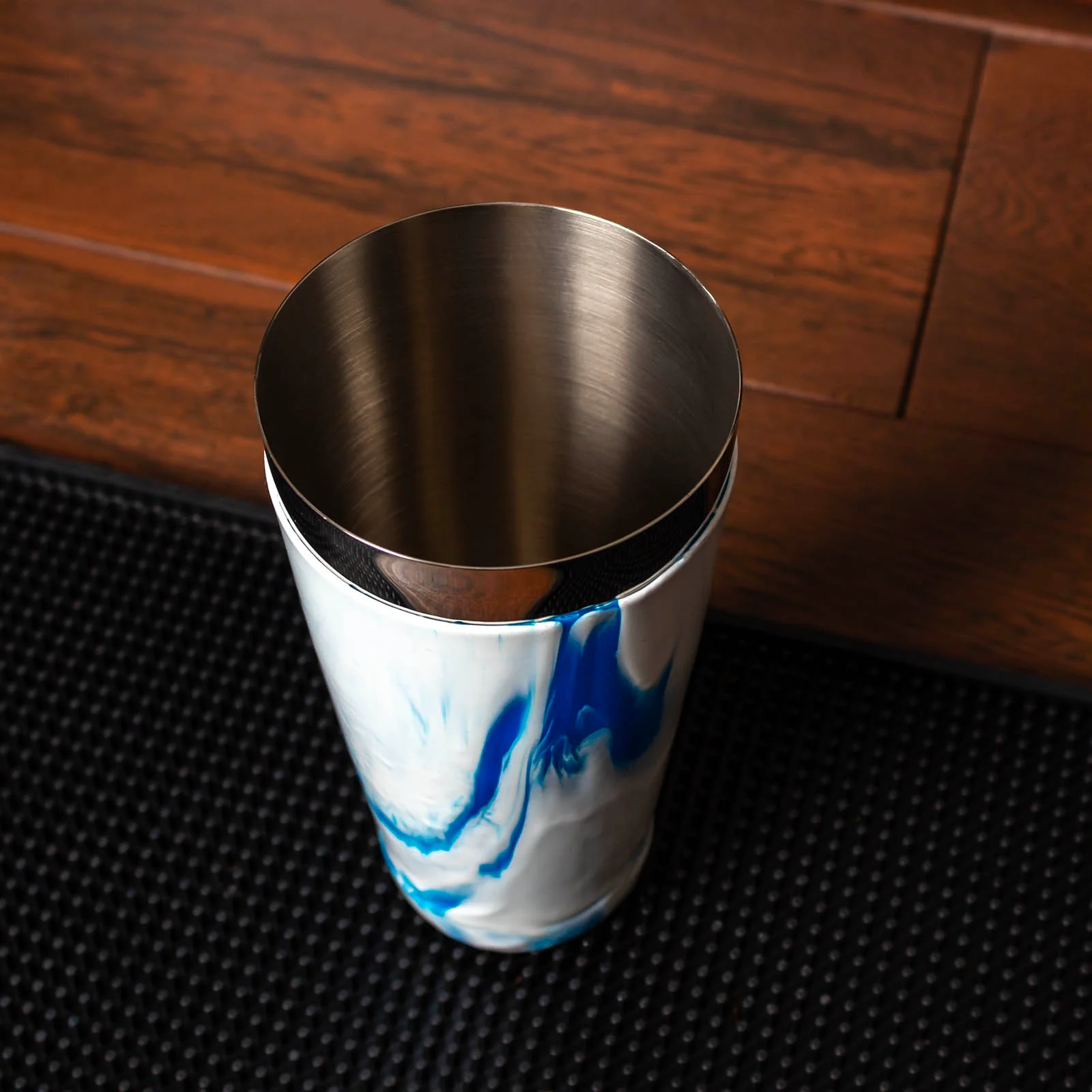 Weighted Vinylworks Shaker - 28 ounce - Blue/White Swirl - Image 3